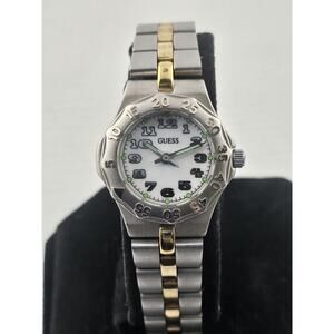 Rare Guess Quartz Watch Ladies Great Condition Glows Rotating Bezel New Battery